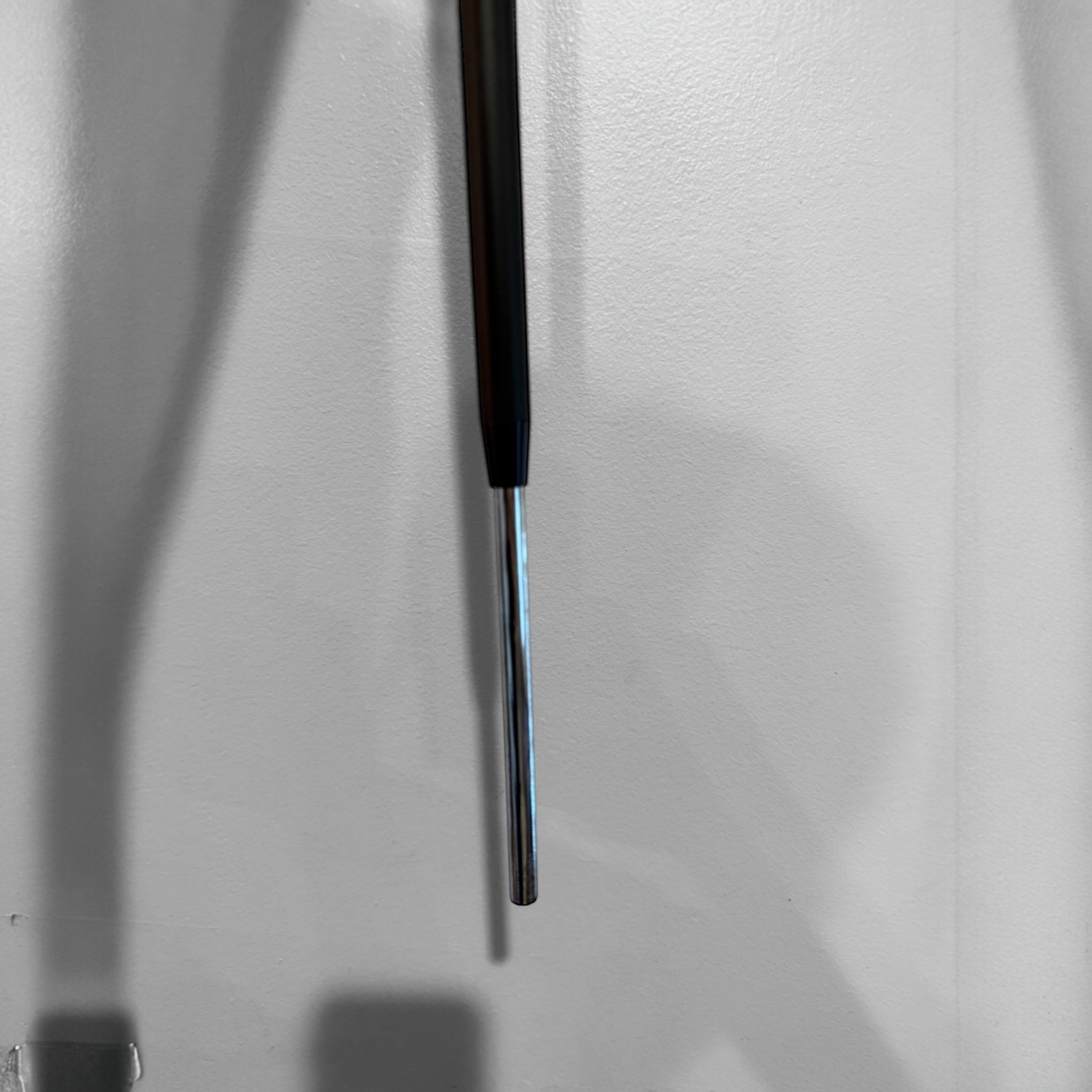 YUMI 2-Piece 100% Carbon Shaft X-Stiff 46&quot; VERY LIMITED BRANDING- CHROME TIP